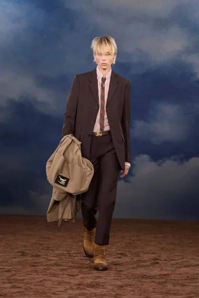 Look 12